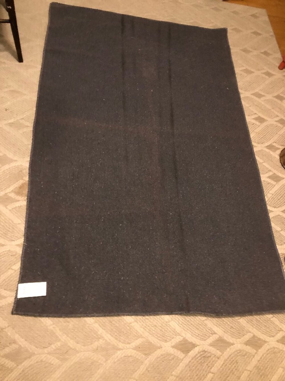 Beautiful 4' X 6' Washable Area Rug "Natalia" - Picture 5 of 6